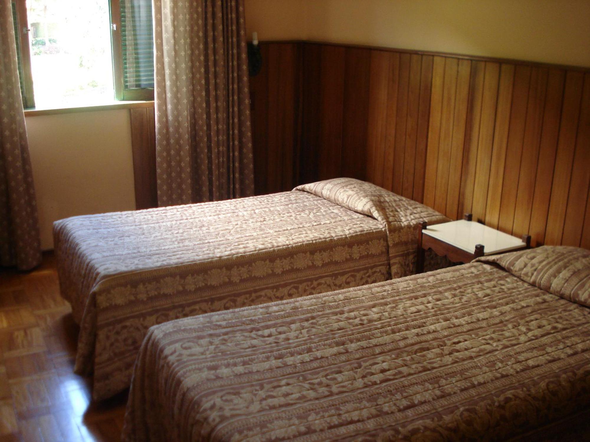Hotel Bucsky Nova Friburgo Oda fotoğraf