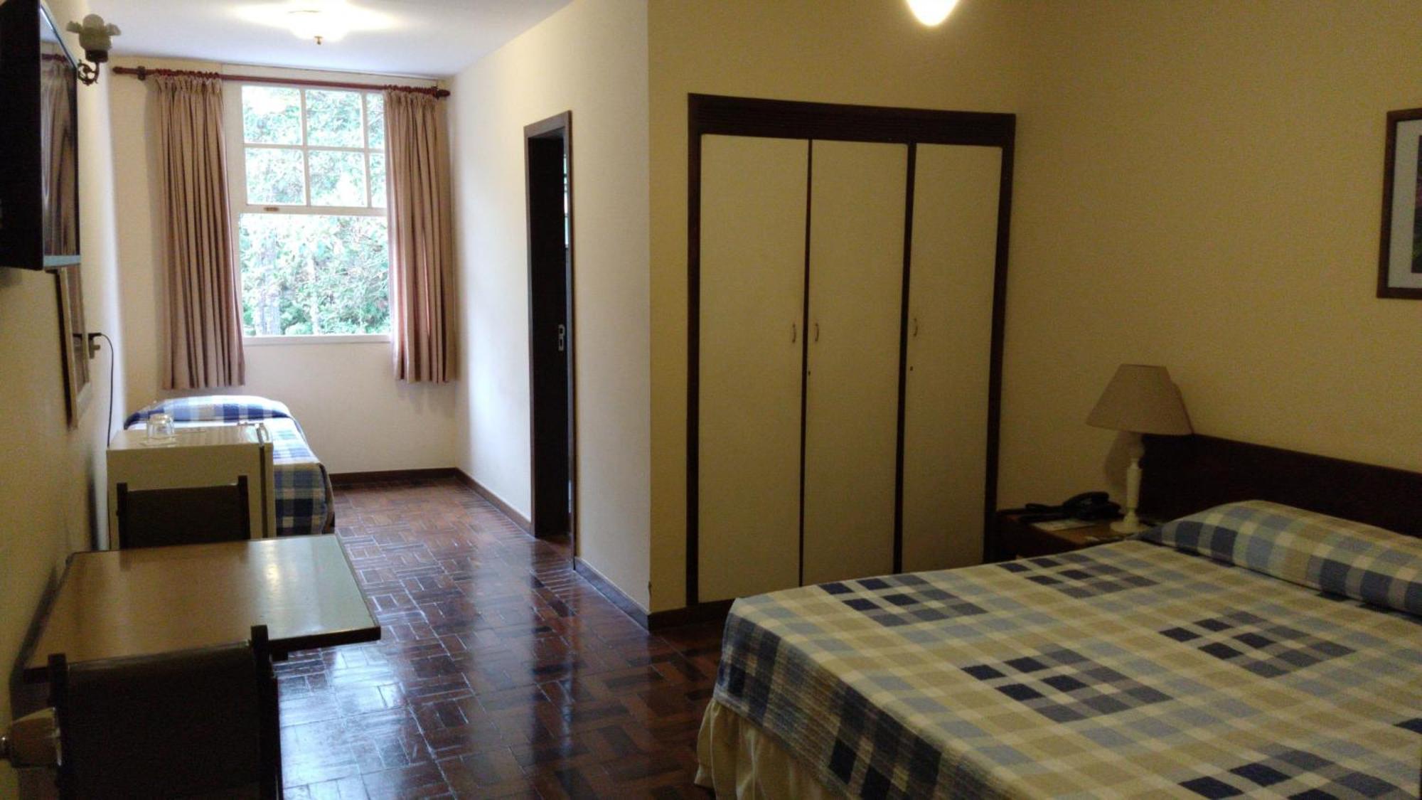 Hotel Bucsky Nova Friburgo Oda fotoğraf