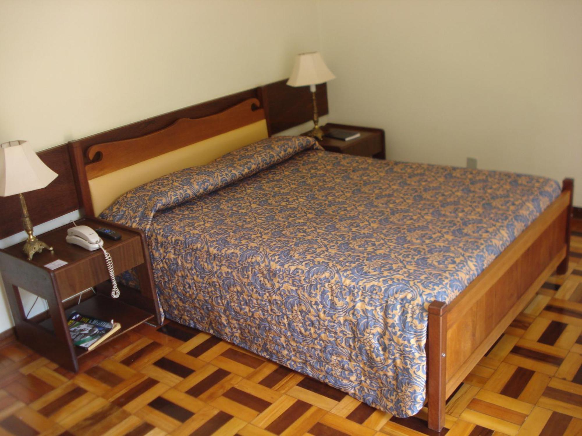 Hotel Bucsky Nova Friburgo Oda fotoğraf